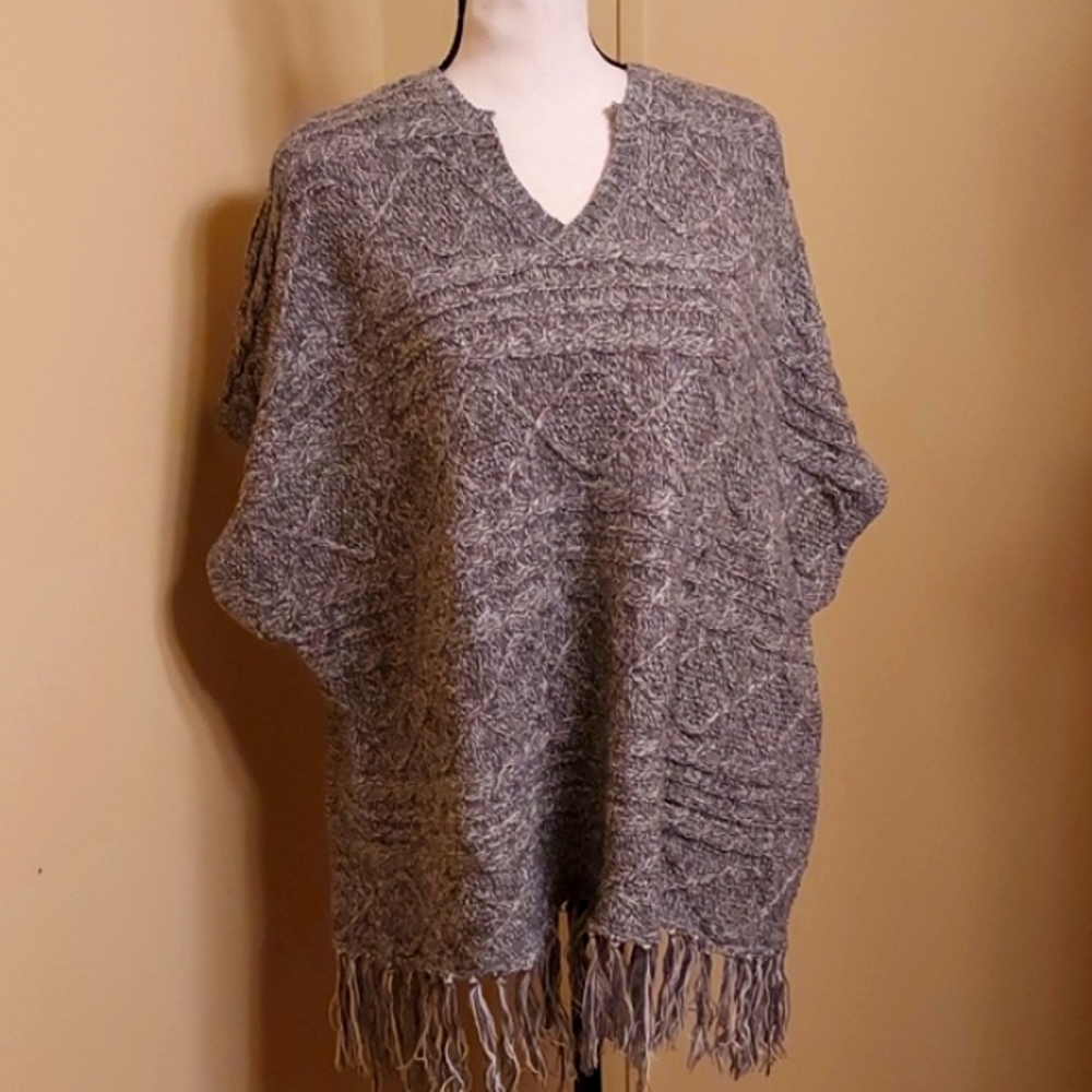 Cato Girls Gray Boxy Shaped Poncho